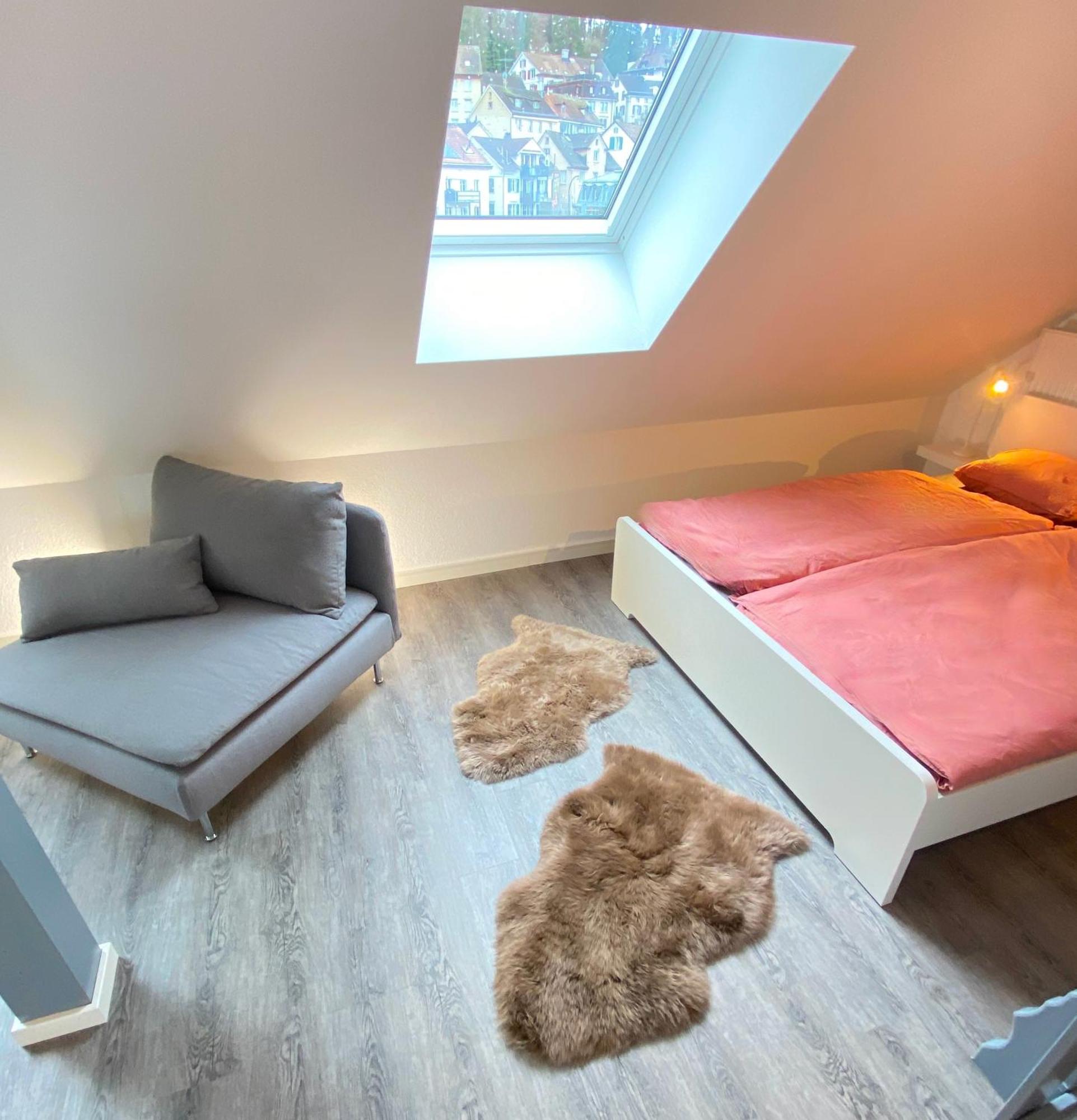 Ruhige, Neue Dachwohnung An Altstadt, Naehe Messe เซนต์กาลเลิน ภายนอก รูปภาพ